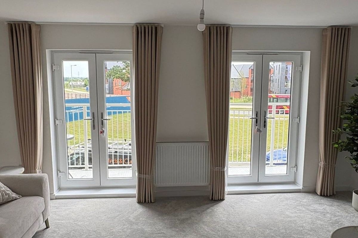 Wave Curtains in Essex
