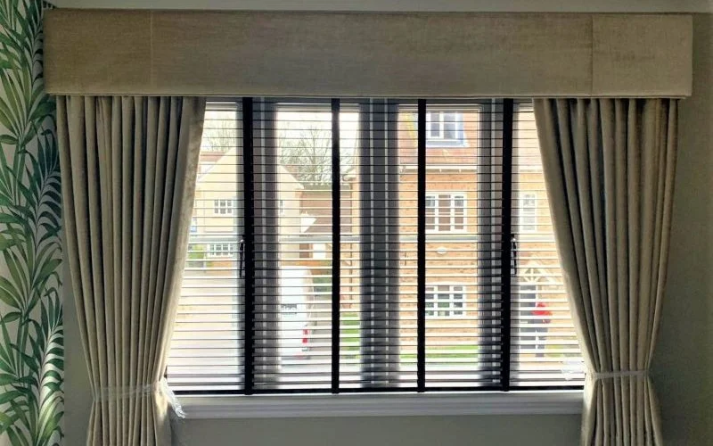 Custom made pelmet with curtains and venetian blind fitted in a home in Wickford Essex