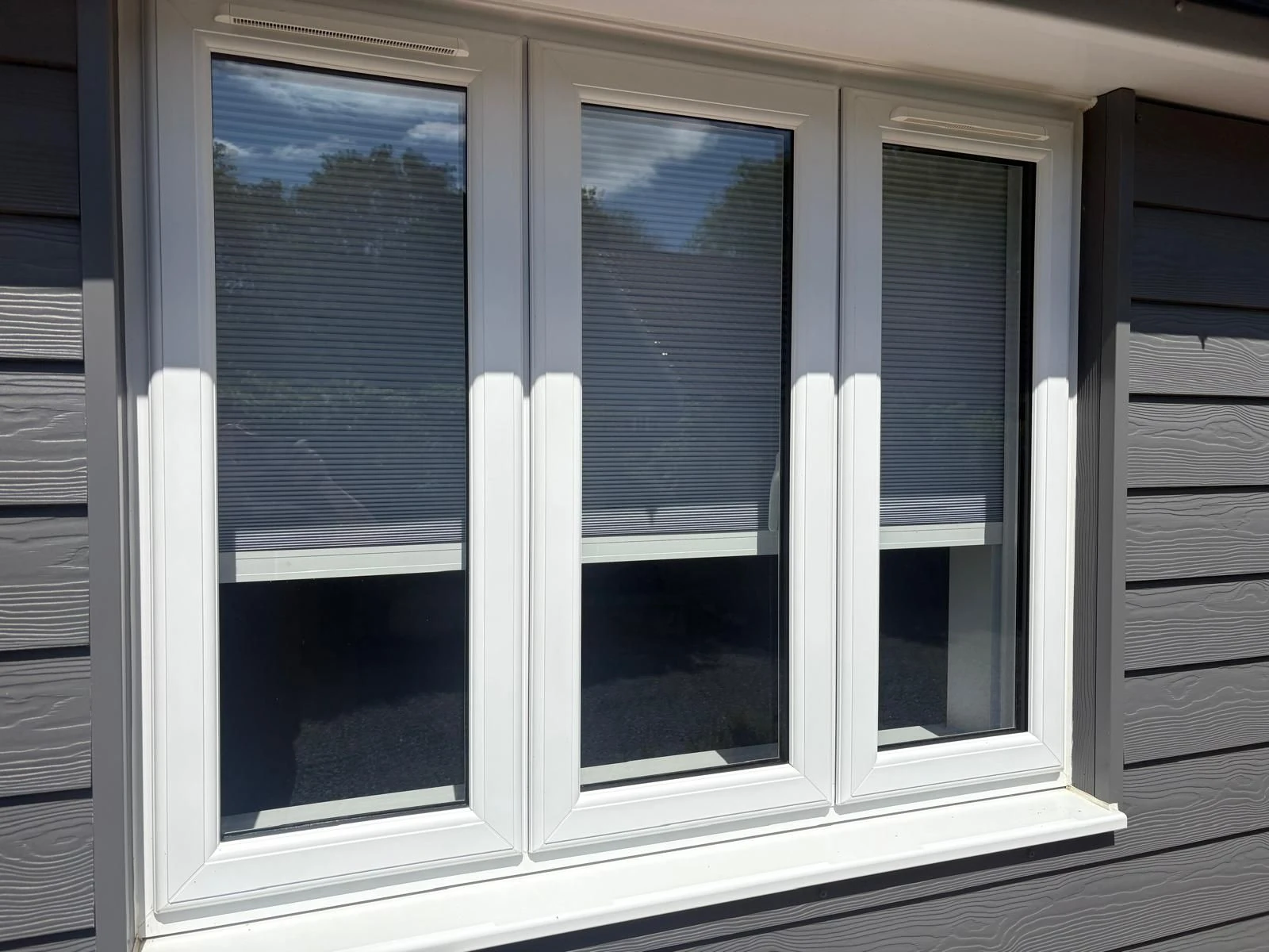 Night Shade Cellular Blinds for Enhanced Room Darkening Night Shade made-to-measure cellular blinds fitted to modern windows, providing enhanced room darkening, energy-efficient insulation and privacy.